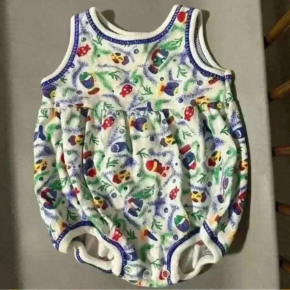 Carter's Vintage y2k Patterned Bodysuit
